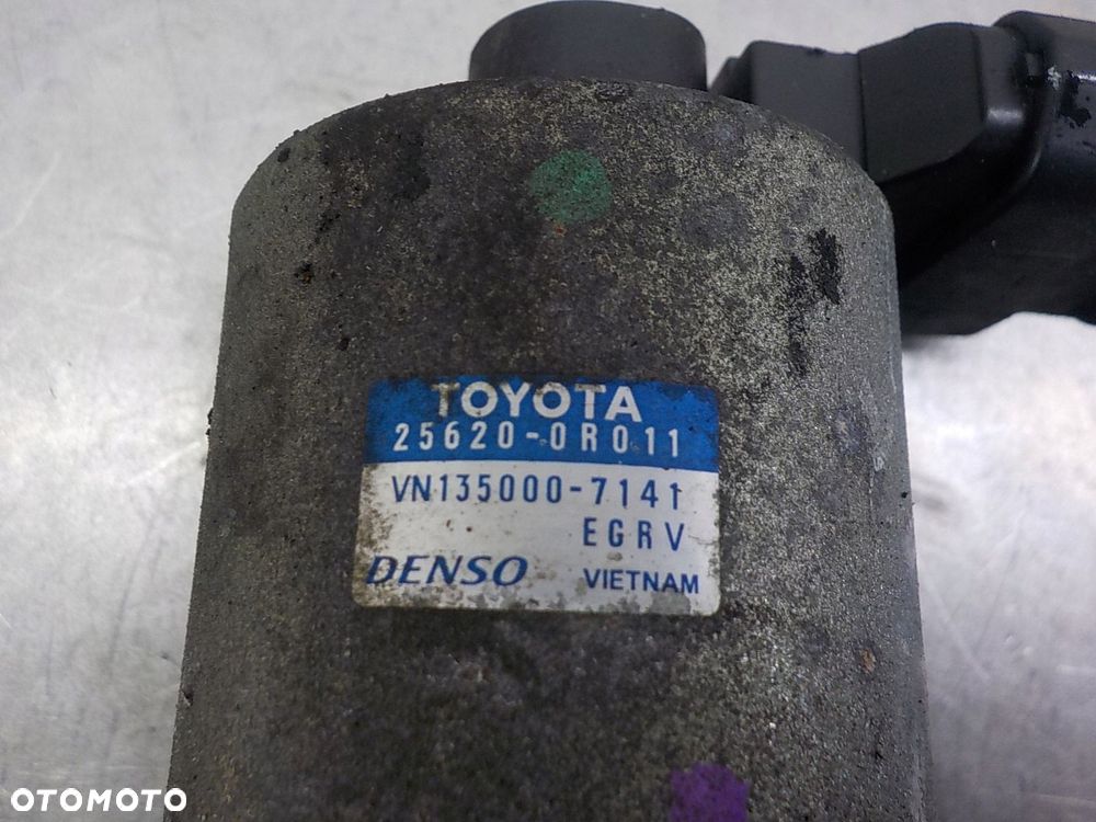 TOYOTA COROLLA VERSO 2.0 D4D ZAWÓR EGR 25620-0R011 - 2