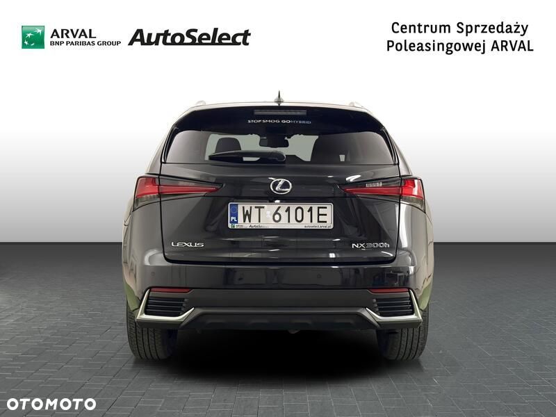 Lexus NX 300h Business Edition AWD - 5