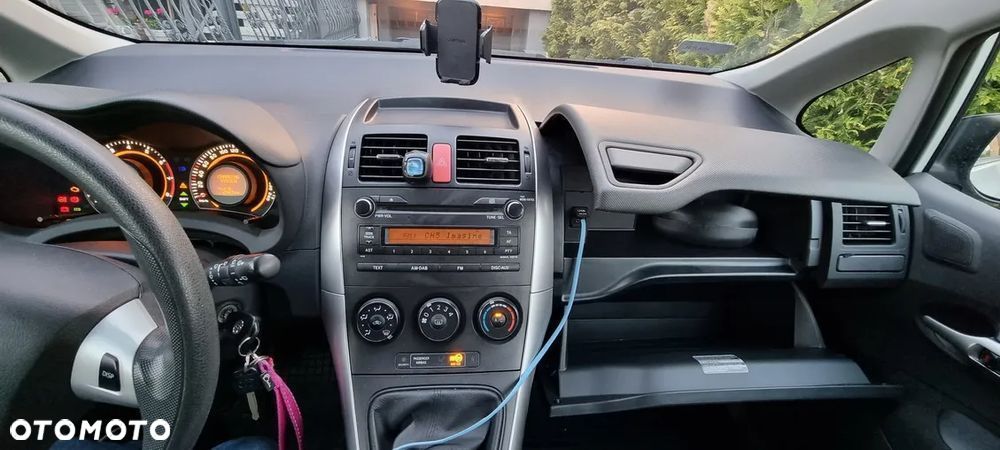 Toyota Auris 1.33 VVT-i Edition - 14