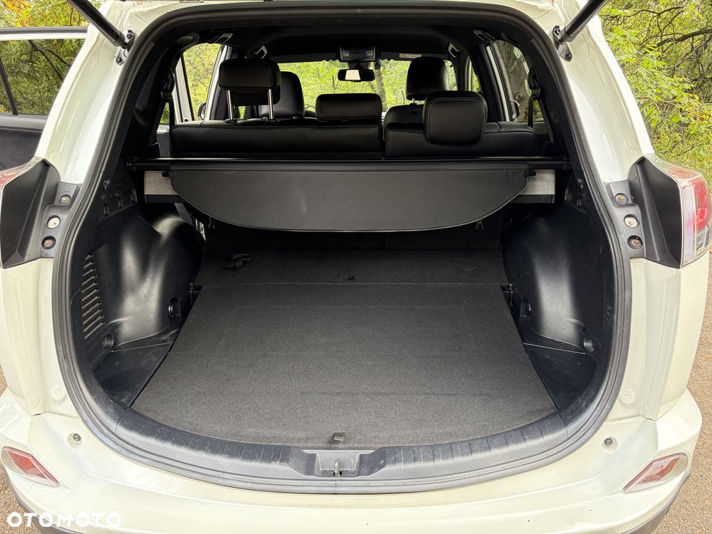 Toyota RAV4 Hybrid Prestige 4x4 - 7