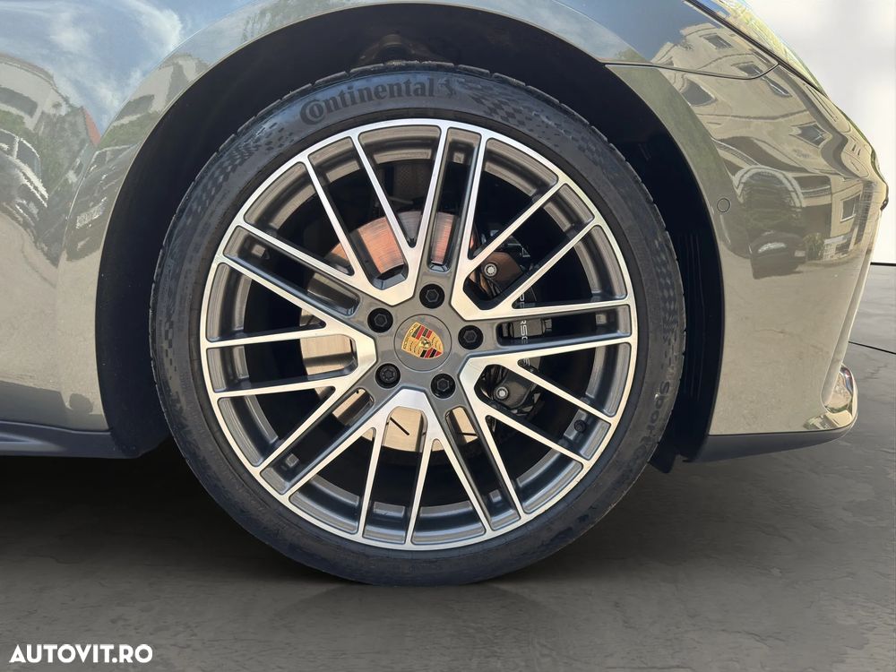 Porsche Panamera 4 - 21