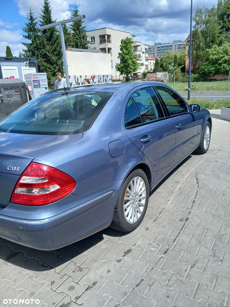 Mercedes-Benz Klasa E - 4
