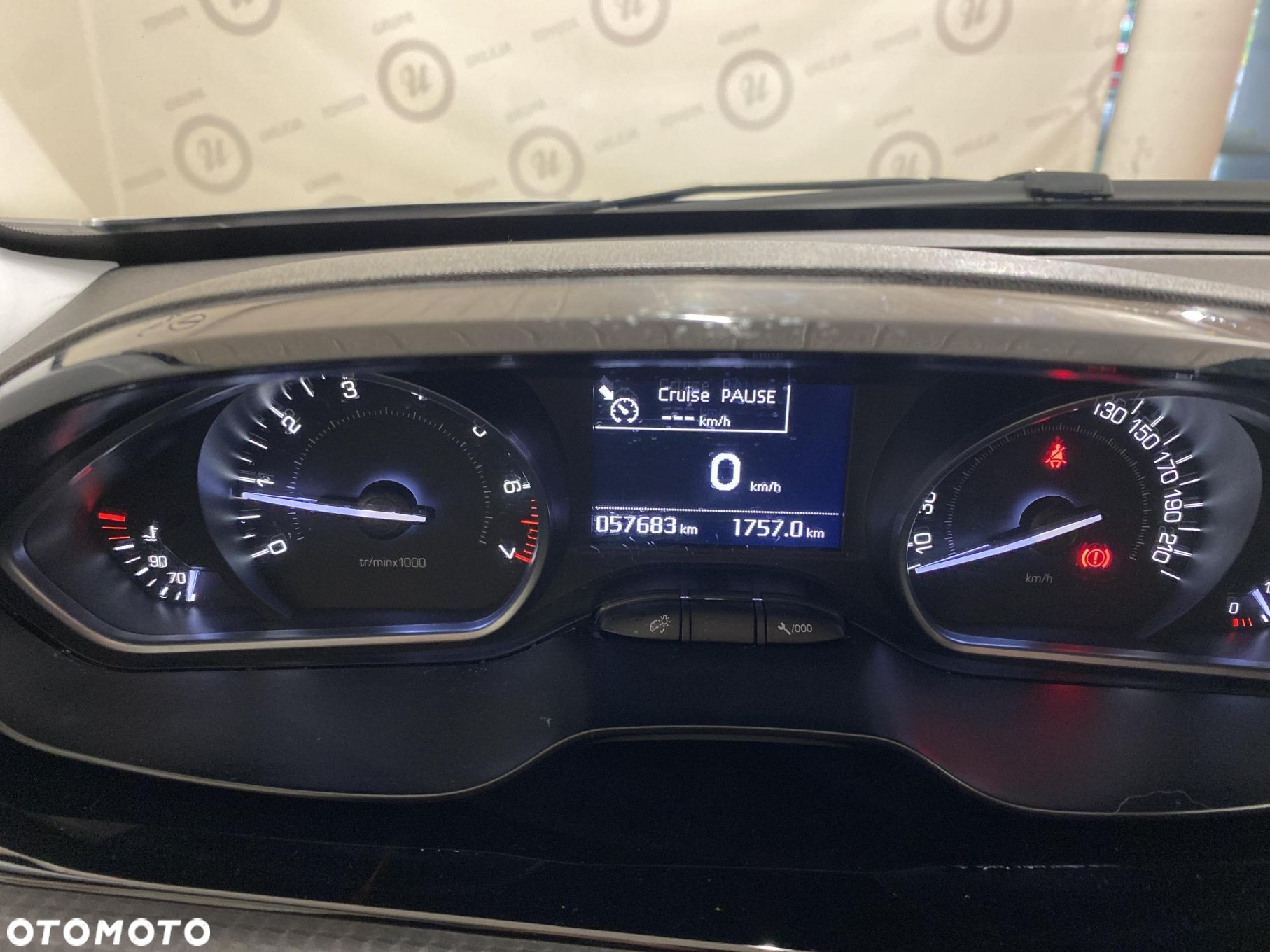 Peugeot 208 1.2 PureTech Allure - 15