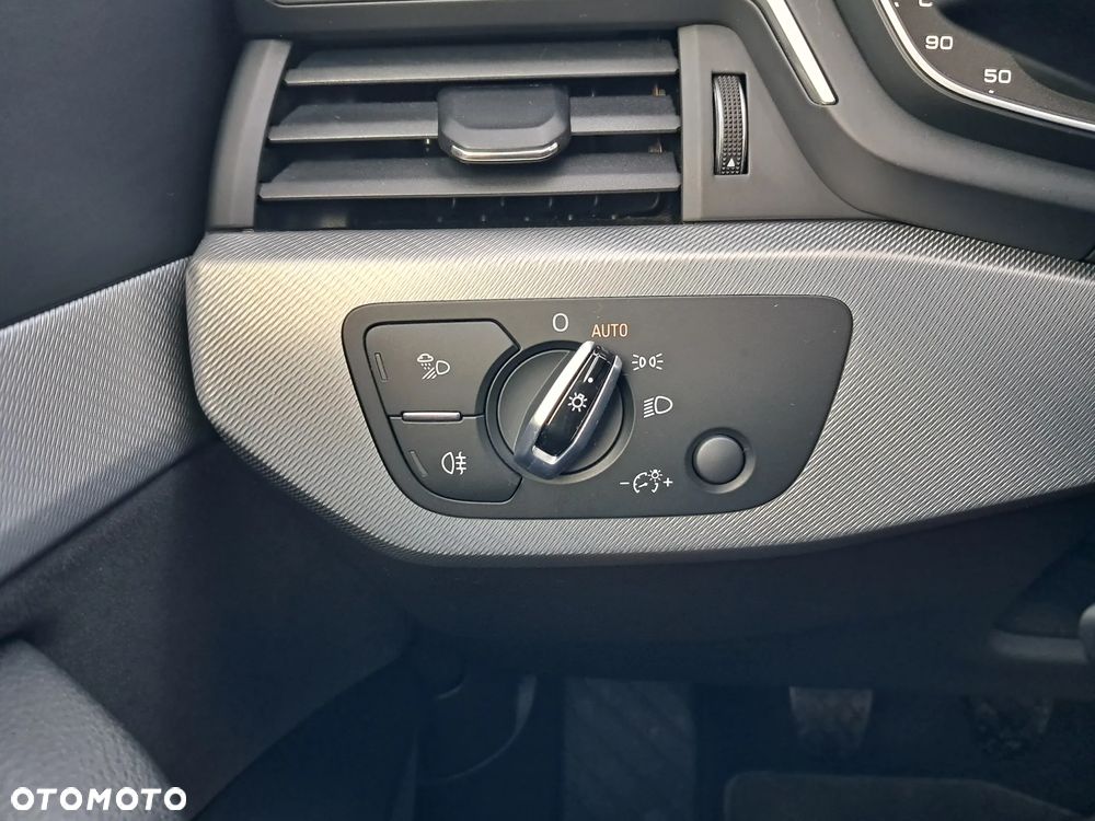 Audi A5 Sportback 40 TFSI - 17