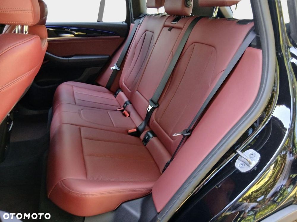 BMW X3 xDrive20d MHEV Advantage - 21