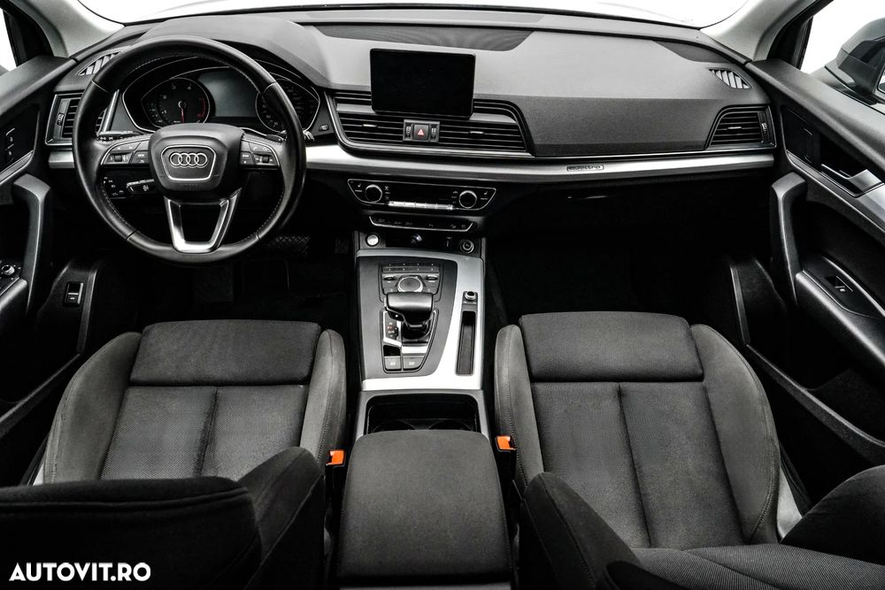 Audi Q5 2.0 40 TDI quattro S tronic Design - 7