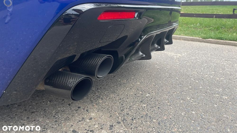 Lexus RC F Carbon - 27