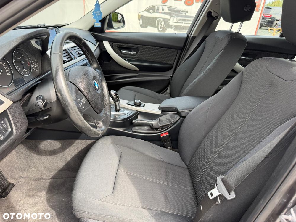BMW Seria 3 318d Modern Line - 21