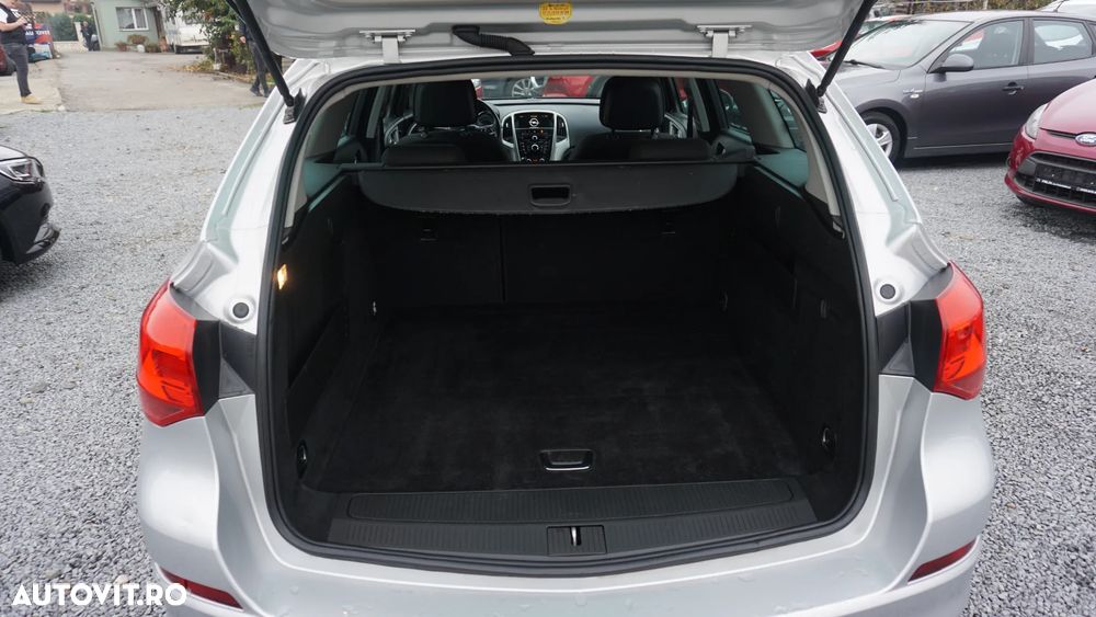 Opel Astra 1.7 CDTI DPF NAVI - 14