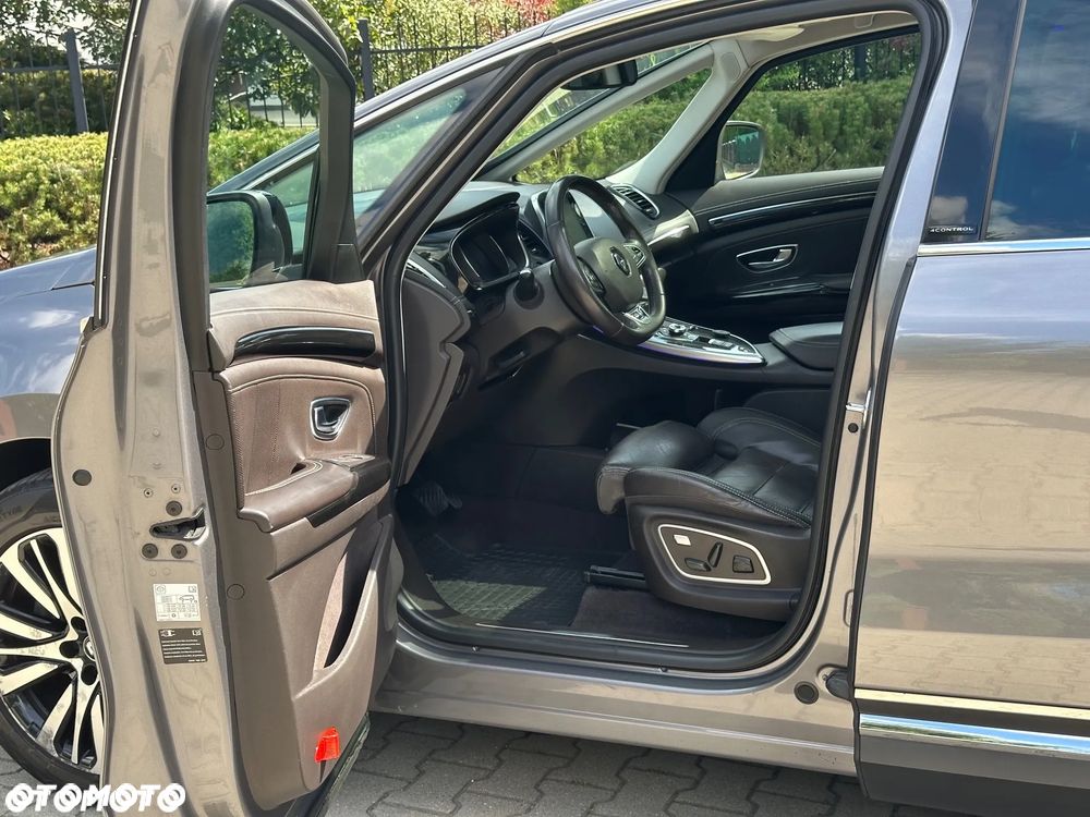 Renault Espace 1.6 dCi Energy Initiale Paris EDC - 5