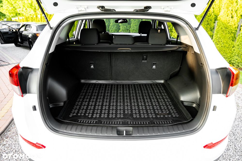 Hyundai Tucson 1.7 CRDI BlueDrive Classic 2WD - 21