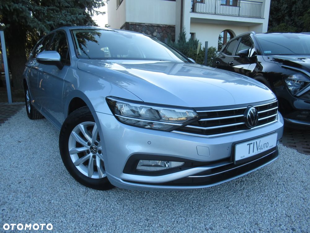 Volkswagen Passat 1.5 TSI EVO Business - 1