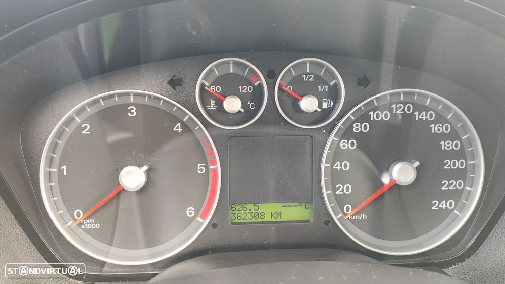 Ford Focus SW 1.6 TDCi Ghia - 2