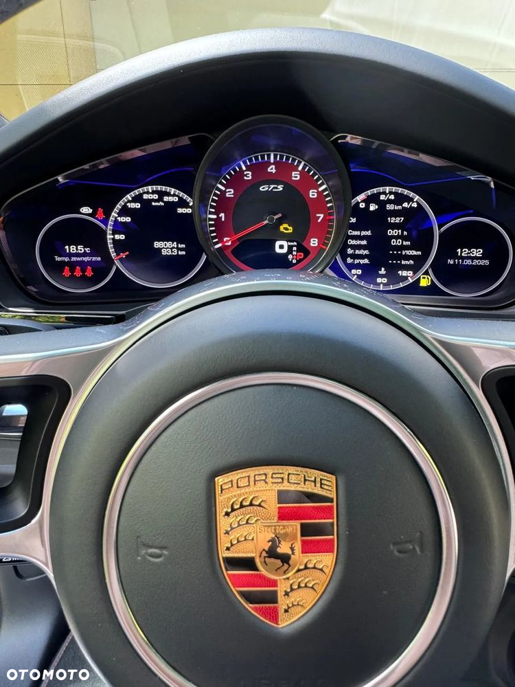 Porsche Cayenne Coupe GTS - 10