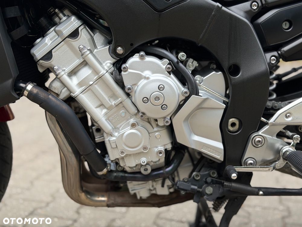 Yamaha FZ - 13