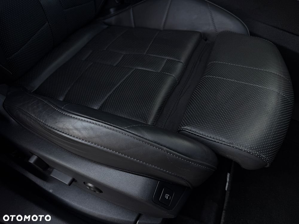 DS Automobiles DS 7 Crossback 2.0 BlueHDi Louvre - 30