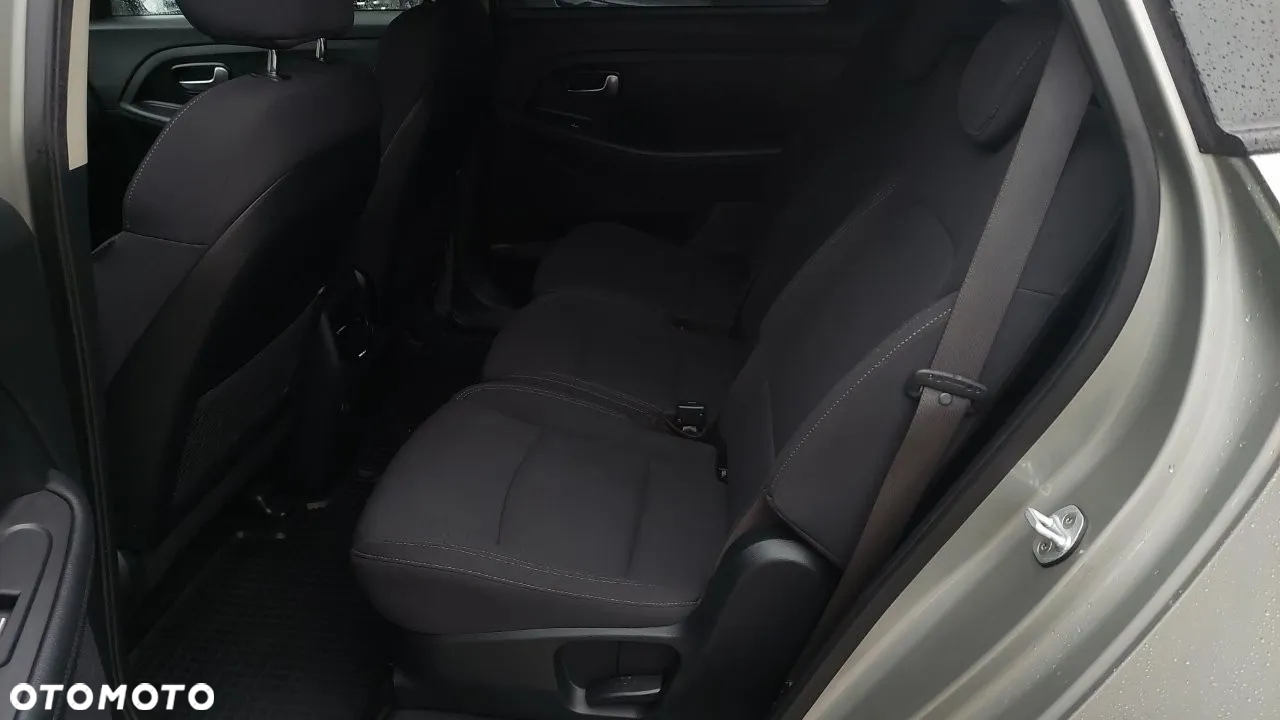 Kia Carens 1.6 GDI M - 16