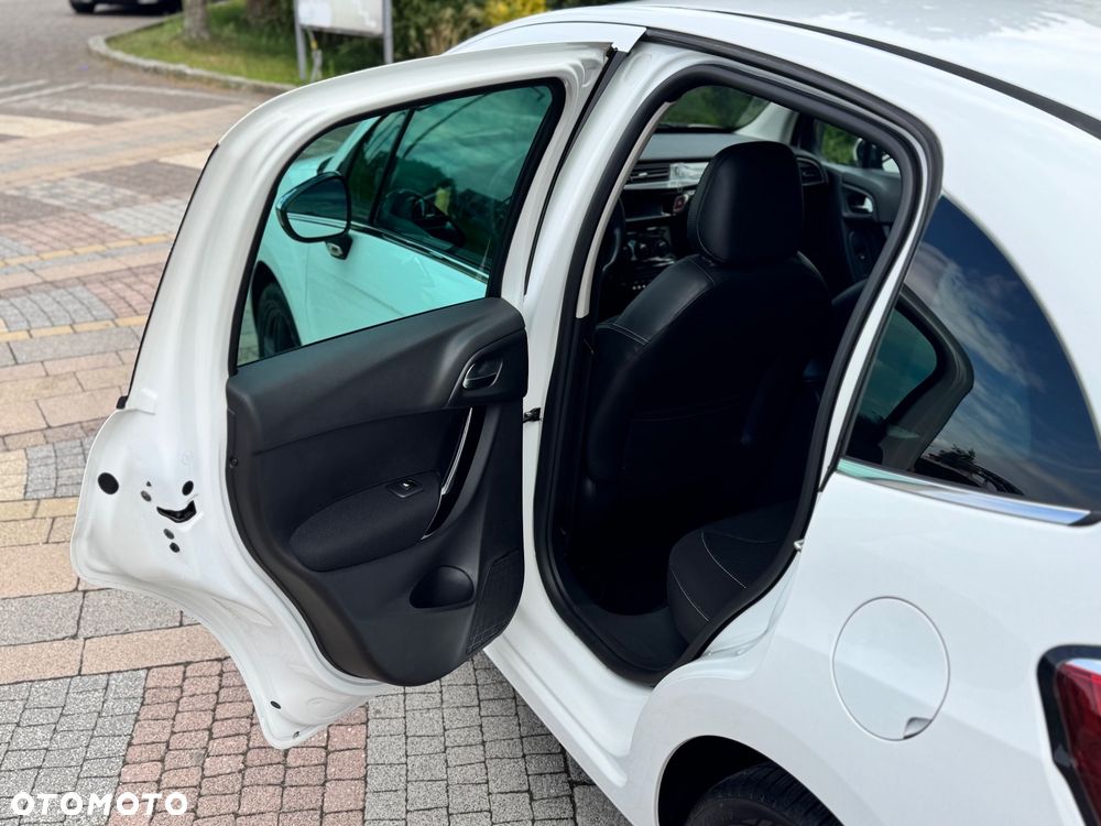 Citroën C3 1.2 PureTech Selection - 25