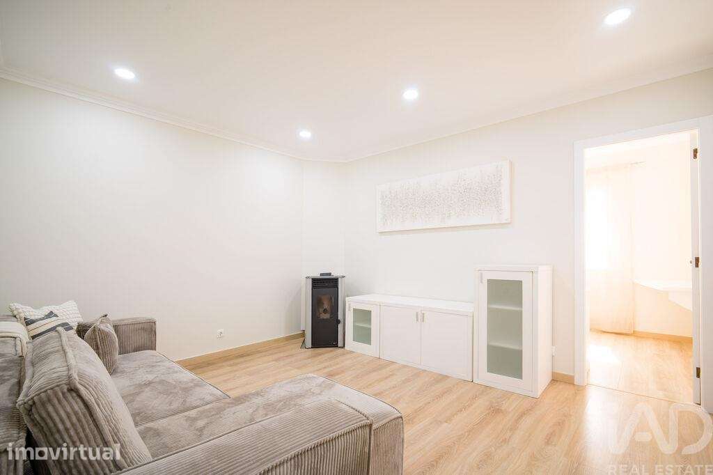 Apartamento T2 em Atouguia da Baleia de 60 m2 - Grande imagem: 4/22