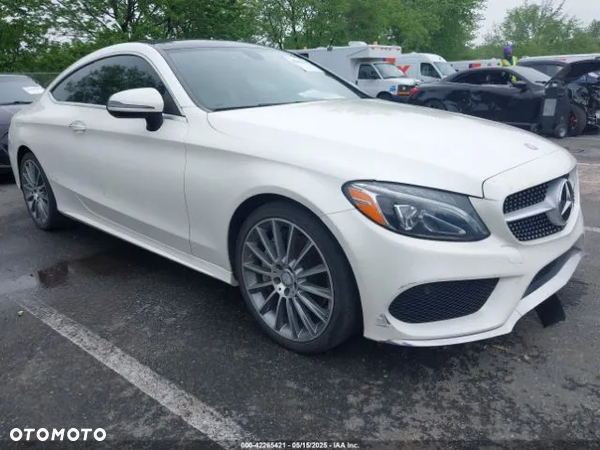 Mercedes-Benz Klasa C 300 Coupe 9G-TRONIC AMG Line