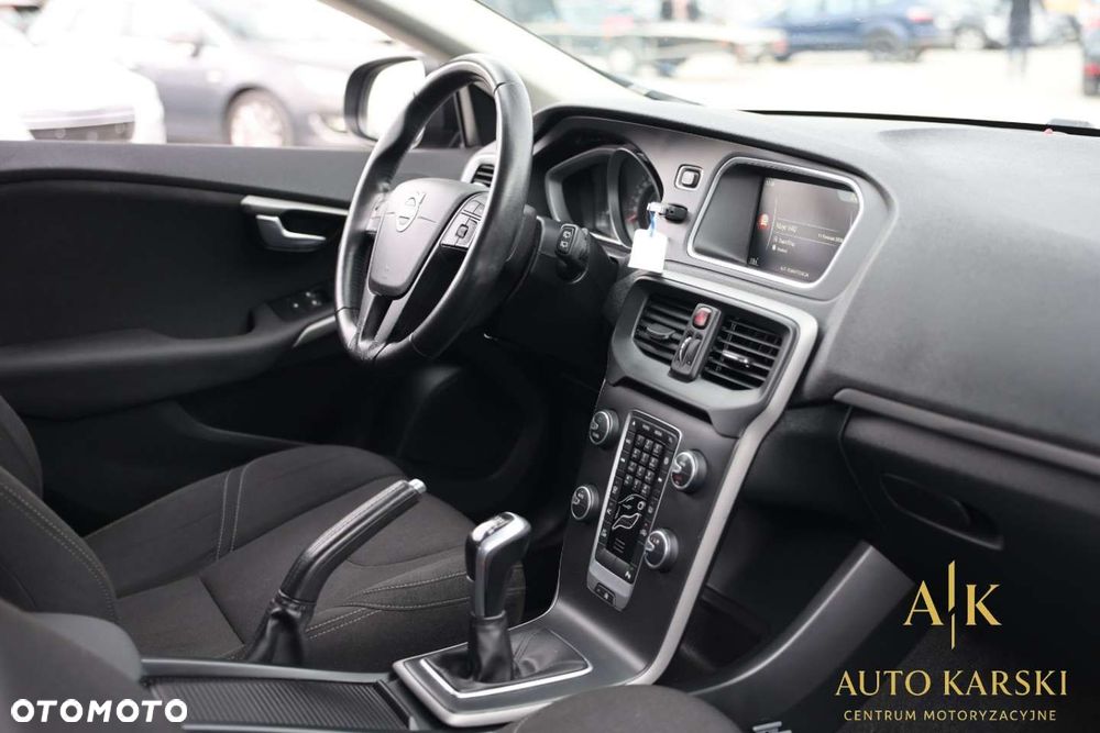 Volvo V40 - 28