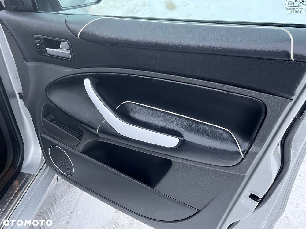 Ford Kuga 2.0 TDCi 4x4 Individual - 8