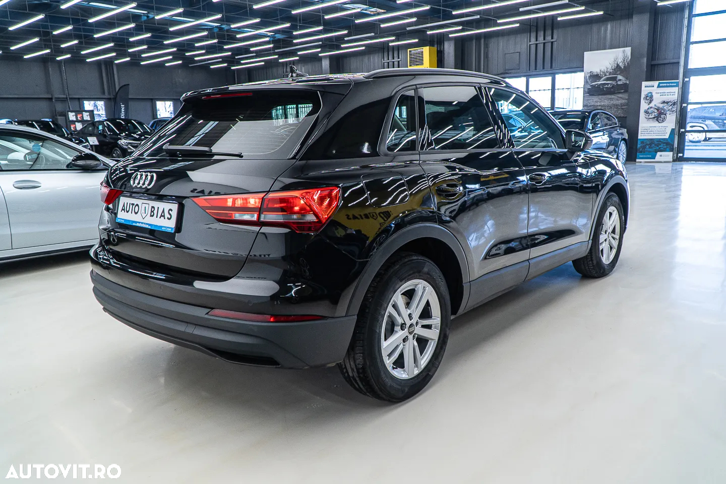 Audi Q3 1.5 35 TFSI S tronic Advanced - 8