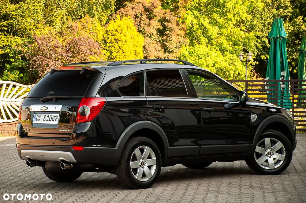 Chevrolet Captiva 2.4 2WD 7 Sitzer LS Family Edition - 17