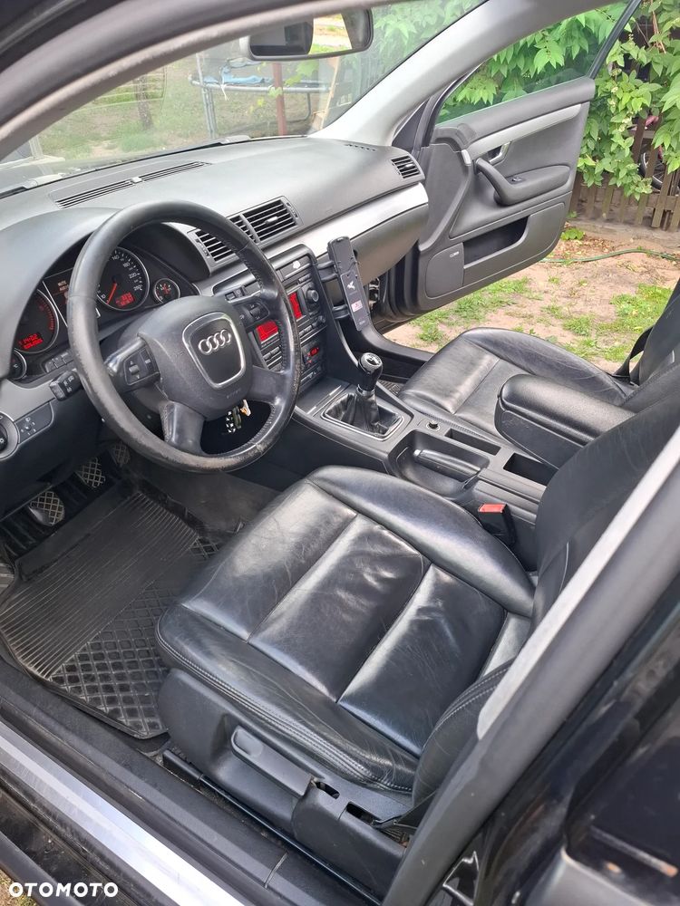 Audi A4 Avant 2.0 TDI DPF - 11
