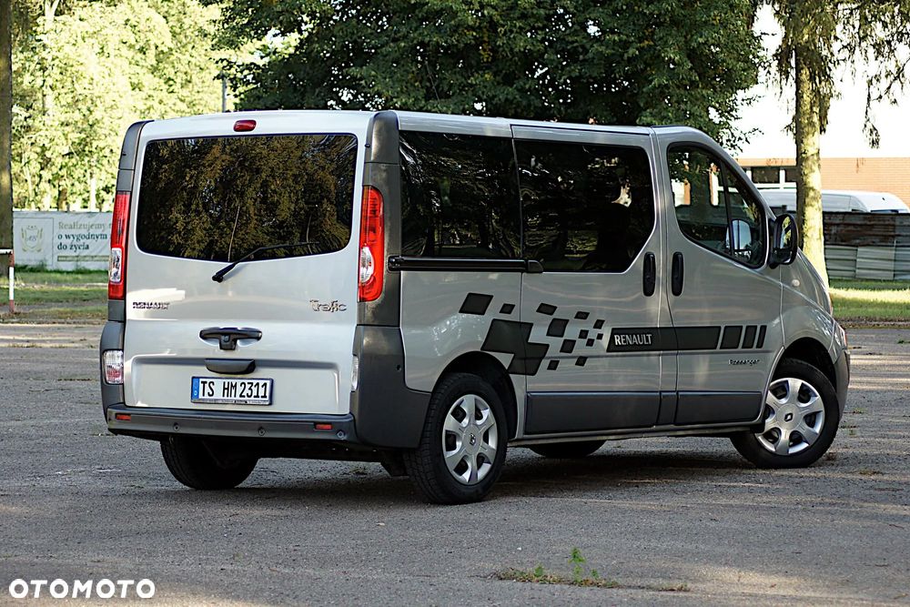 Renault Trafic L1H1 Passenger Lux - 17