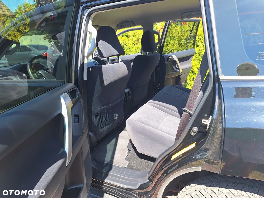 Toyota Land Cruiser LC 2.8 D-4D Prado - 7