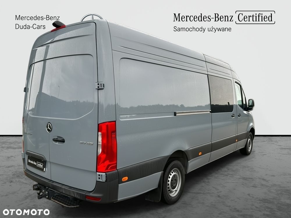Mercedes-Benz Sprinter - 5