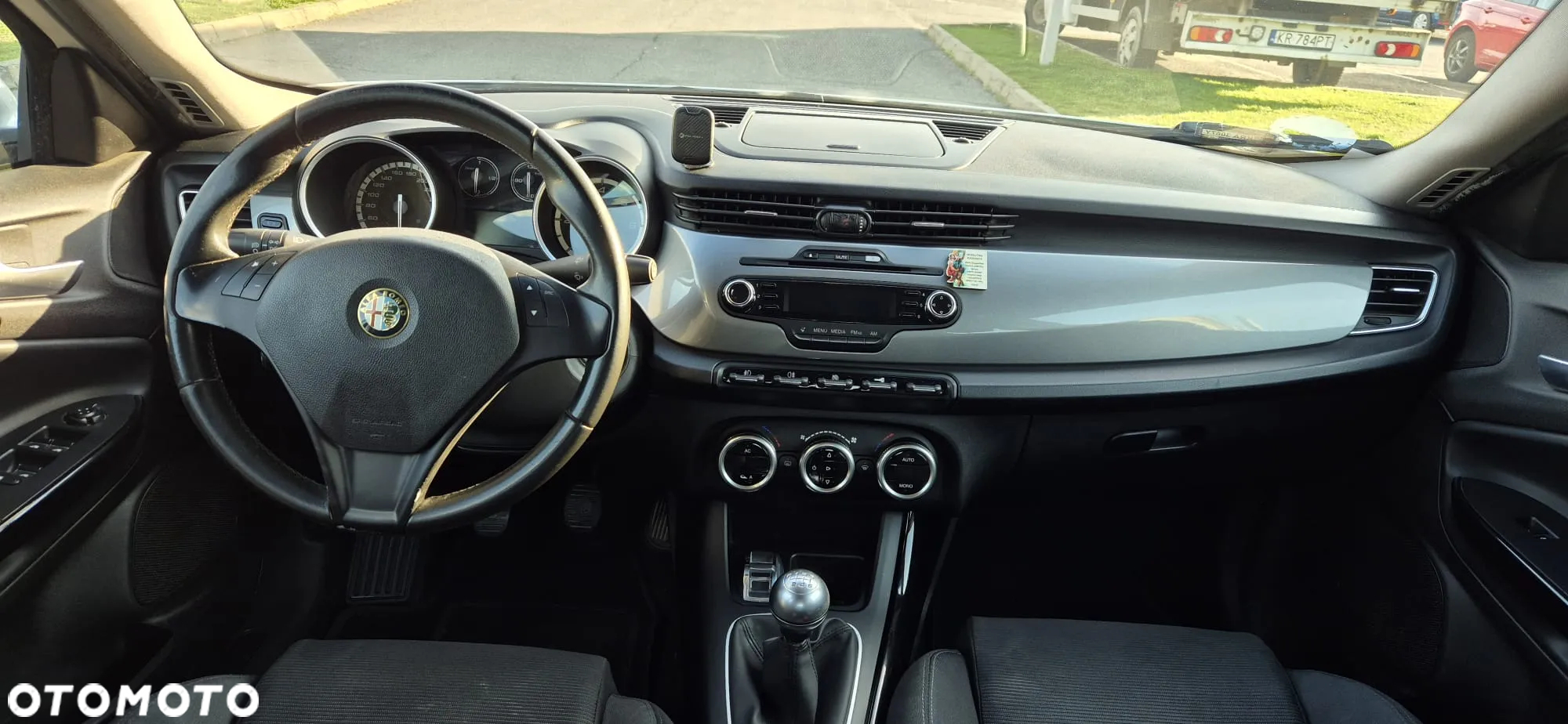 Alfa Romeo Giulietta 2.0 JTDM Distinctive - 9