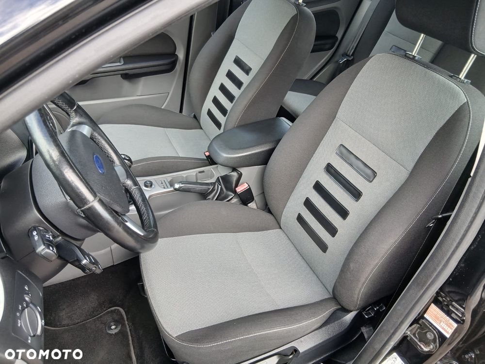 Ford Focus 1.6 16V Ambiente - 21