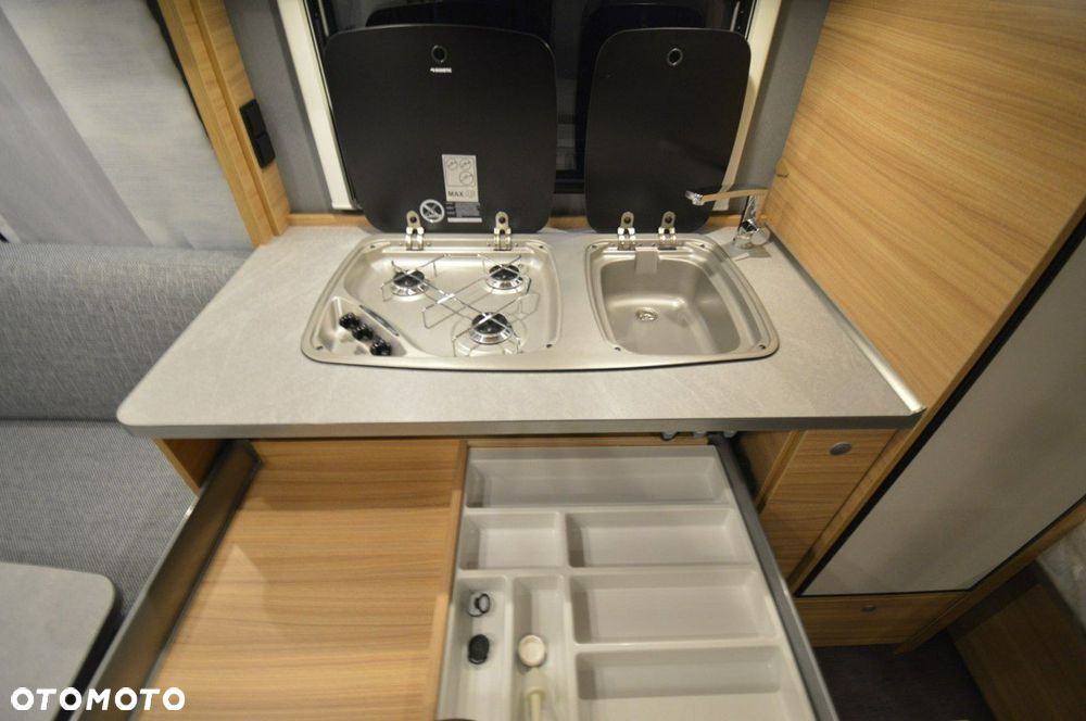 Dethleffs Camper 470 FR - 12