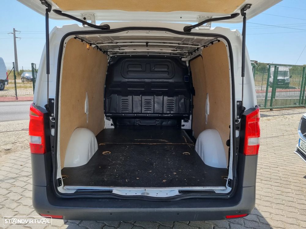 Mercedes-Benz Vito 111CDI - 11
