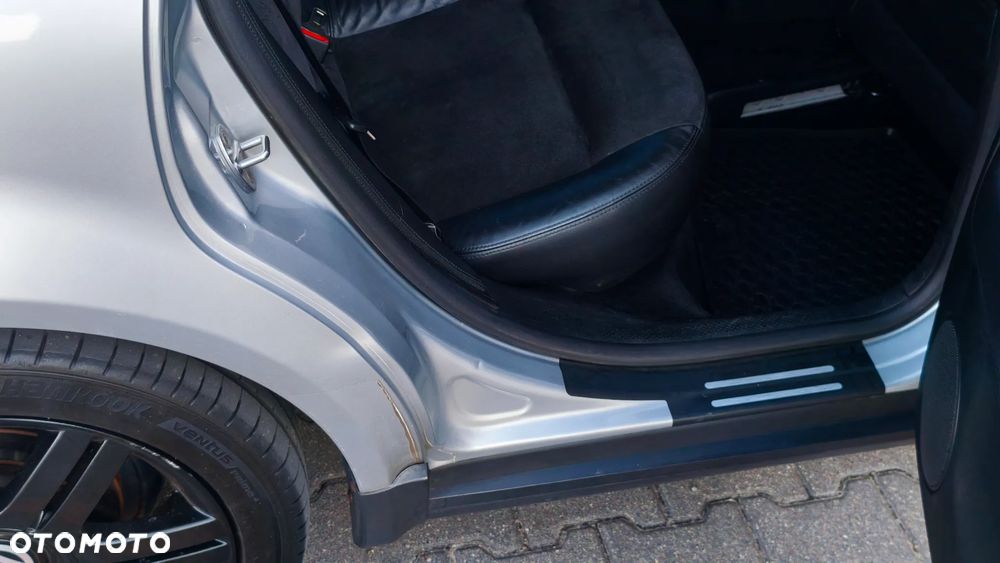 Volkswagen Passat 2.8 V6 4Motion Highline - 24