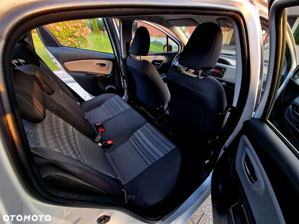 Toyota Yaris 1.0 Active EU6 - 21