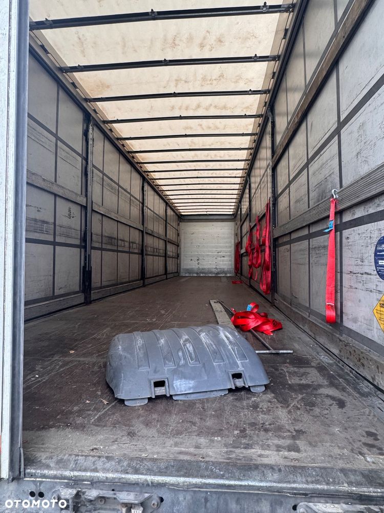 Schmitz Cargobull SCB - 6