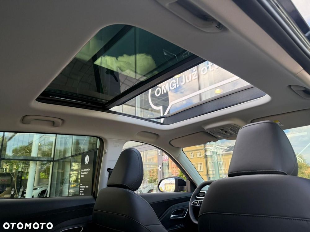 MG ZS Hybrid+ - 4