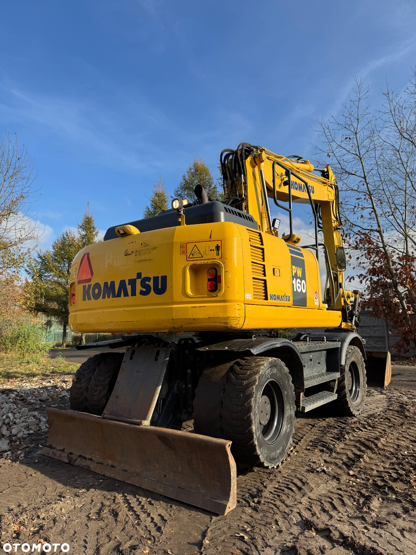 Komatsu PW160 - 2