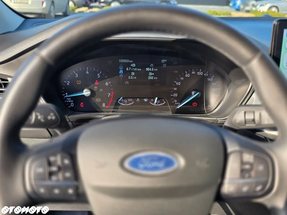Ford Focus 1.0 EcoBoost mHEV Titanium - 19