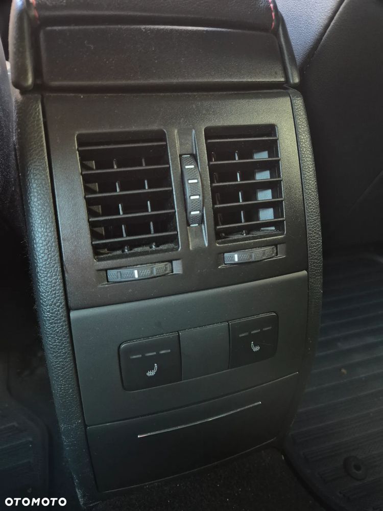 Skoda Octavia 2.0 TDI DPF RS - 10