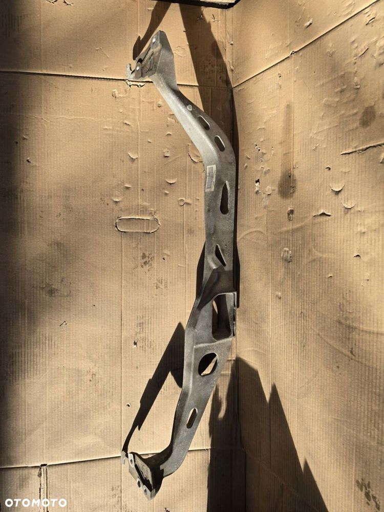 belka łapa wspornik 8k0199521 audi a4 a5 q5 - 1