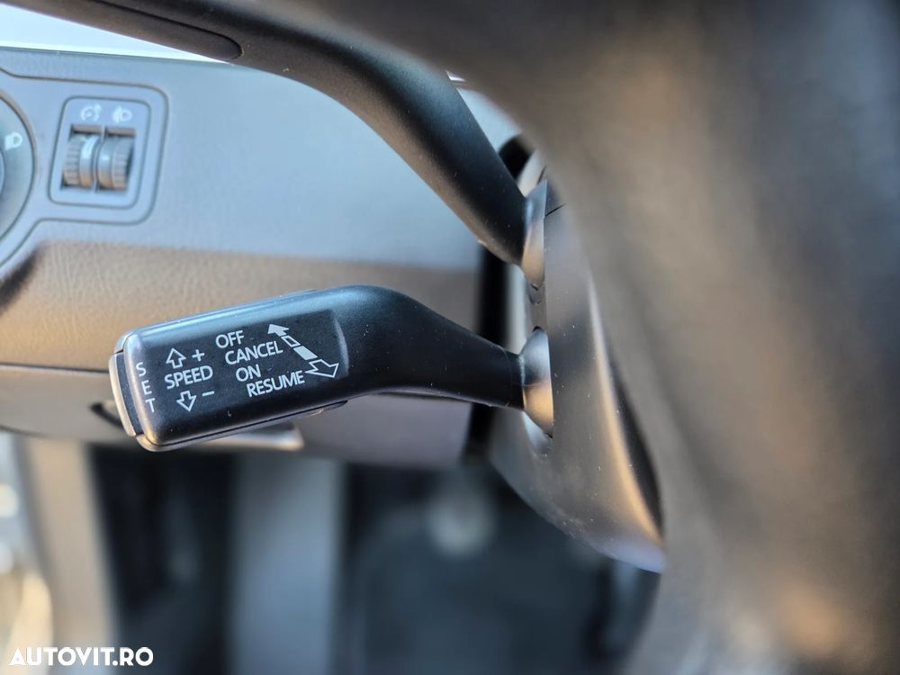 Volkswagen Passat 1.9 TDI Comfortline - 15