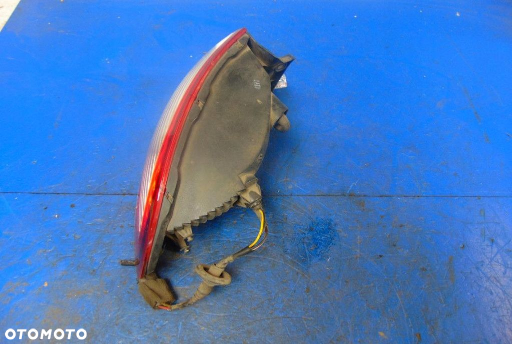 DAEWOO LANOS HB LAMPA PRAWA TYŁ. - 3