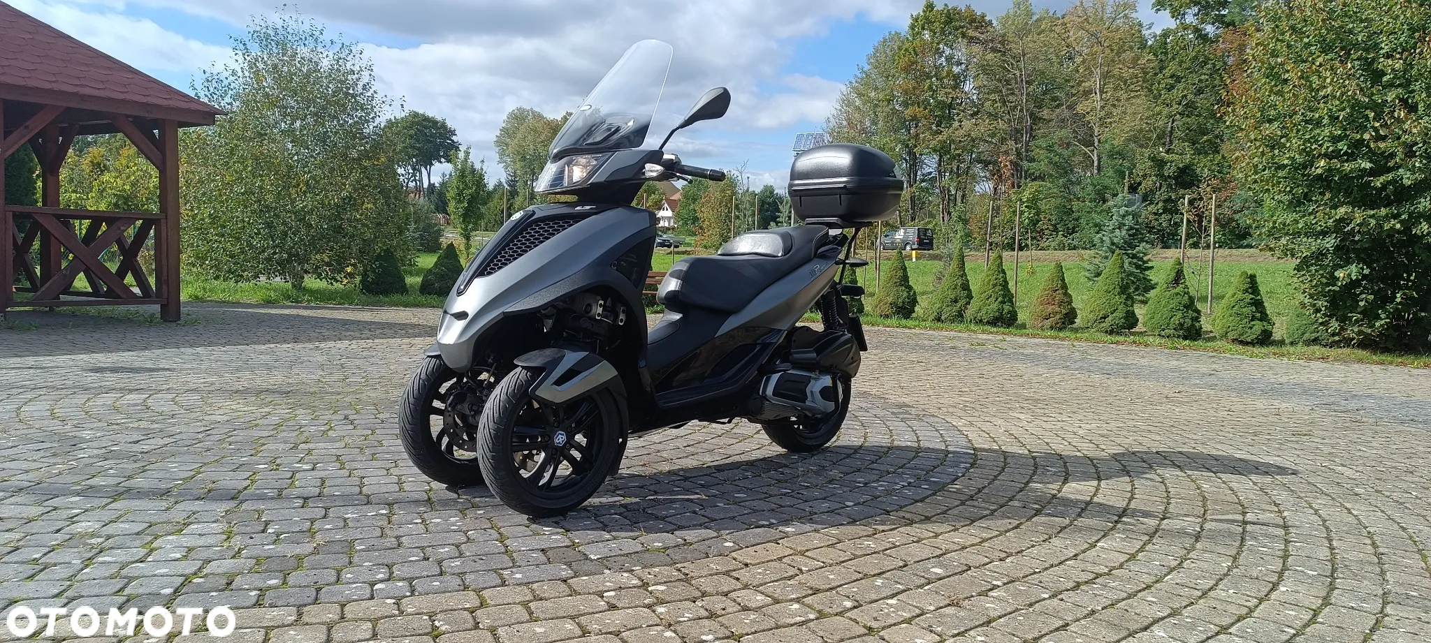Piaggio MP-3 - 37
