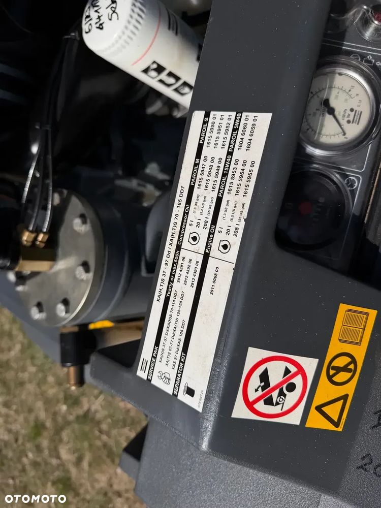 Atlas Copco XAS 97 Kompresor Śrubowy. Sprężarka. 5,5m3. Przyczepa mobilna jezdna do rejestracji. Silnik Deutz! jak Nowy 786 mtg. 2016rok. Import Norwegia! Chłodnica cyklonowa! NAOLEJACZ. Serwisowany w DEKRA Hamulec najazdowy. Opony z 2025roku. Zadbana Maszyna! OKAZJA - 21