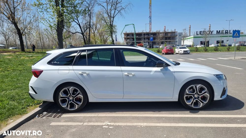 Skoda Octavia 2.0 TDI DSG RS Plus - 3