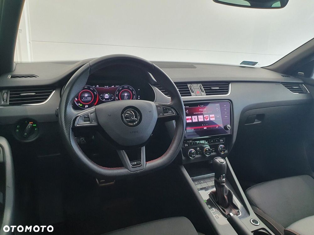 Skoda Octavia 2.0 TSI RS DSG - 7
